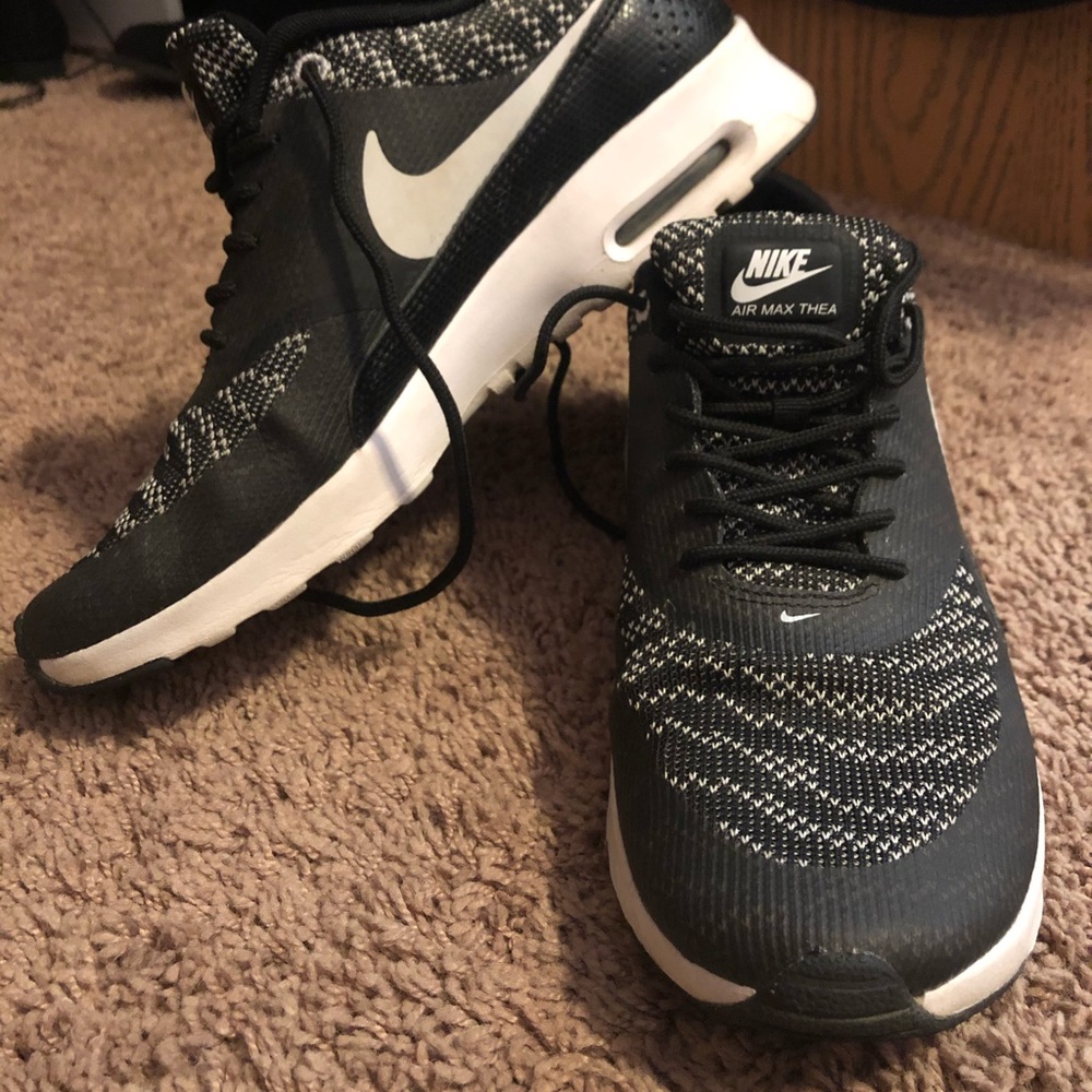 Nike Women’s Air Max Thea